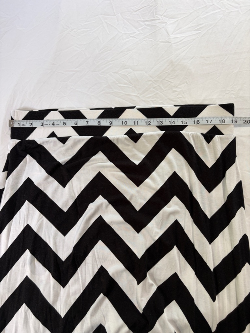a.n.a Black and White Chevron Maxi Skirt - Picture 5 of 9